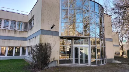 BUREAUX A LOUER MEYLAN INOVALLEE 983m² AVEC PARKING COMPRIS - Offre immobilière - Arthur Loyd