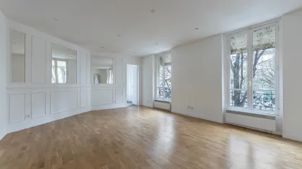 Bureaux à louer à PARIS 75011 - Offre immobilière - Arthur Loyd