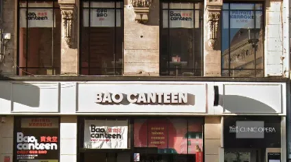 Local commercial à louer Lille Centre - 125 m² avec belle vitrine proche Gare Lille Flandres - Offre immobilière - Arthur Loyd