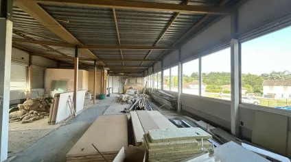 PLUS DE 500M² sur 2 NIVEAUX - MIXTE - ZA LA TOUR - ABREST - Offre immobilière - Arthur Loyd