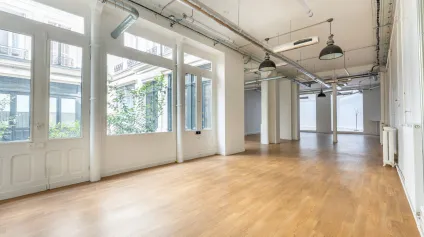 Bureaux a sous-louer à PARIS 75010 - Offre immobilière - Arthur Loyd