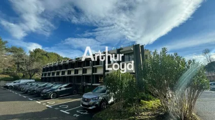 A louer bureaux 446 m² en R+1 - Sophia Antipolis - Offre immobilière - Arthur Loyd