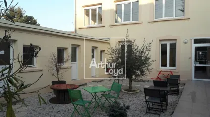 Opportunité Investisseur - Bâtiment loué Melun - Offre immobilière - Arthur Loyd