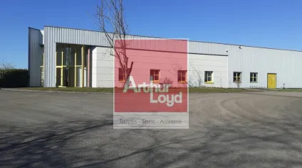 Site industriel clé en main  Accès immédiat A5 / A26  Vente ou location - Offre immobilière - Arthur Loyd