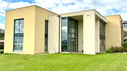 IMMEUBLE DE BUREAUX A LOUER A LA DURANNE - Offre immobilière - Arthur Loyd