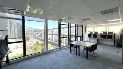 À LOUER - Bureaux 588 m² - Immeuble G5, Bassins à flot - Bordeaux - Offre immobilière - Arthur Loyd