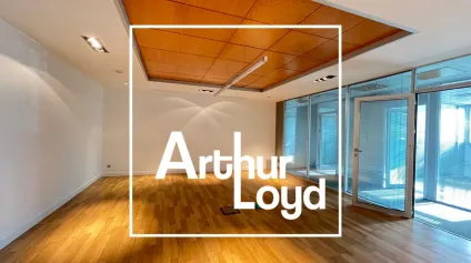 A LOUER - BUREAUX CASTELNAU LE LEZ - GRAND PARKING - Offre immobilière - Arthur Loyd