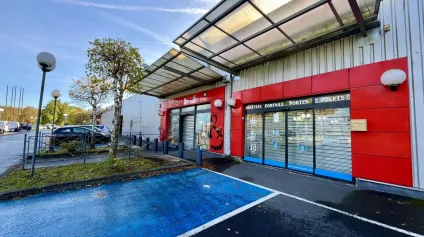 A LOUER LOCAUX COMMERCIAUX DE 330 M2 NOGENT-SUR-OISE - Offre immobilière - Arthur Loyd