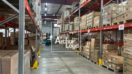 Entrepôt logistique et bureaux à louer dans la zone d'activité économique du CAPISCOL à Béziers - Offre immobilière - Arthur Loyd