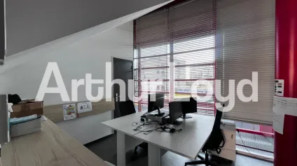 <br />À louer- Plateau de bureaux aménagés et cloisonnés - 510 m²<br /> - Offre immobilière - Arthur Loyd
