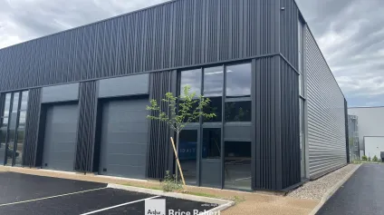 à louer - cellules d'activités - avec parking - Trévoux - Offre immobilière - Arthur Loyd