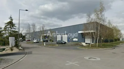 A louer - Entrepôt de 1240m2 avec bureaux secteur FARMAN Reims - Offre immobilière - Arthur Loyd