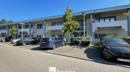 A louer - ACTIVILLAGE - Bureaux avec partie de stockage - Bron - Offre immobilière - Arthur Loyd
