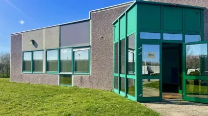 À LOUER - HARFLEUR - IMMEUBLE DE BUREAUX - 285 M2 - Offre immobilière - Arthur Loyd