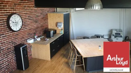 MONTELIMAR - Axe passant - A louer plateau de bureaux en rez-de-chaussée - Offre immobilière - Arthur Loyd