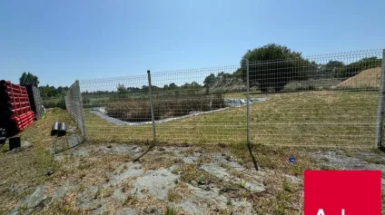 A Saint-Paul les Dax, LOCAL à louer d'activité fonctionnel sur site sécurisé - Offre immobilière - Arthur Loyd