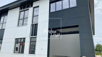 A VENDRE - local d'activités NEUF - Offre immobilière - Arthur Loyd