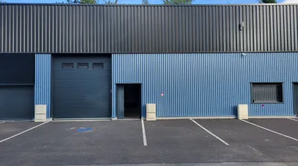 Bâtiment 200m2 ZA Vieux-Charmont - Offre immobilière - Arthur Loyd