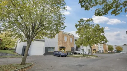 NOUVELLE SURFACE D'ACTIVITES A LOUER - Offre immobilière - Arthur Loyd