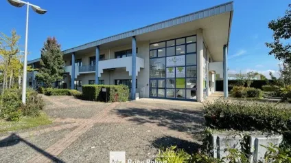 A louer - Bureaux rénovés - Bron - Offre immobilière - Arthur Loyd