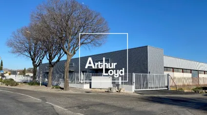 ENTREE ZONE ST CESAIRE - LOCAL D'ACTIVITES - 270M2 A LOUER - Offre immobilière - Arthur Loyd