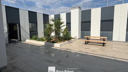 A louer - MILEWAY PARKS - Bureaux rénovés techlid - Limonest - Offre immobilière - Arthur Loyd