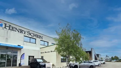 A louer - Bureaux avec entrepôt - Limonest - Offre immobilière - Arthur Loyd