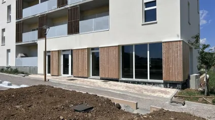 LOCAL COMMERCIAL à LOUER de 103 m² - Offre immobilière - Arthur Loyd