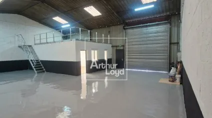 FONTENAY LE VICOMTE LOCAL PME A LOUER - Offre immobilière - Arthur Loyd