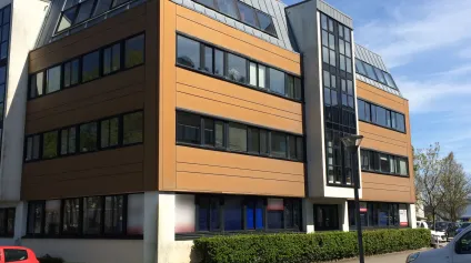 BUREAUX À LOUER-89 M²-FORUM D'ORVAULT - Offre immobilière - Arthur Loyd