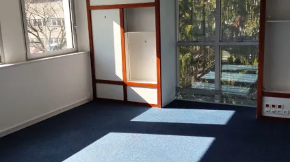 À LOUER - IMMEUBLE DE BUREAUX & ACTIVITÉ - 680 m² - Offre immobilière - Arthur Loyd