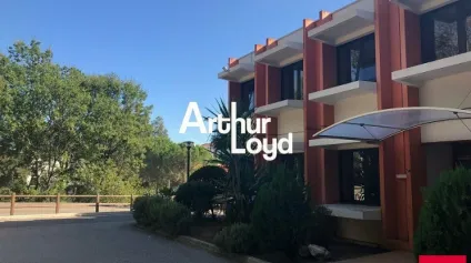 Bureaux 83.48 m² en R+1 à louer Sophia Antipolis - Offre immobilière - Arthur Loyd