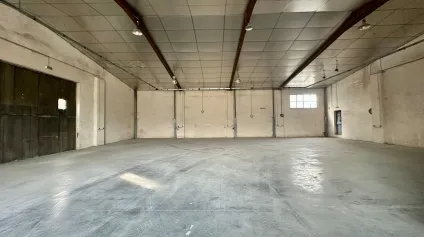 EN EXCLUSIVITE - Local d'activités avec terrain à LOUER sur BOUC BEL AIR - Offre immobilière - Arthur Loyd