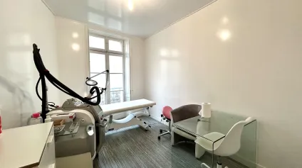 Bureaux à louer 110 m² à Bordeaux Triangle d'Or avec double accès sécurisé - Offre immobilière - Arthur Loyd