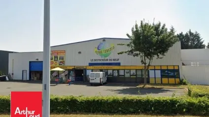 Local commercial à louer à CHARTRES 28000 - Offre immobilière - Arthur Loyd