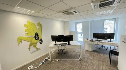 A LOUER POITIERS PROCHE DES CORDELIERS BUREAUX 220m² - Offre immobilière - Arthur Loyd