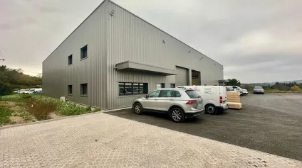 Locaux d'activités à LOUER sur la ZI AVON à GARDANNE - Offre immobilière - Arthur Loyd