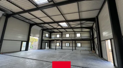 Atelier - Entrepôt - Stockage à vendre à proximité de Tarare et de l'A89 - Offre immobilière - Arthur Loyd