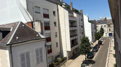 LOCATION - Une surface de bureau d'environ d' 175 m2 situé en hyper centre proche de la place du Martroi. - Offre immobilière - Arthur Loyd