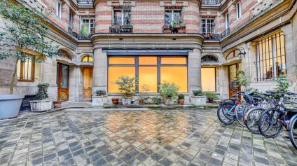 Bureaux A Louer - All Day Oberkampf - Offre immobilière - Arthur Loyd