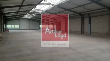 Nouvelle Exclusivité ! Bâtiment industriel/stockage - Offre immobilière - Arthur Loyd