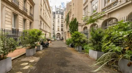 ESPACE MONTHIERS - Offre immobilière - Arthur Loyd