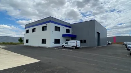 Local d'activité à louer à CHARTRES 28000 - Offre immobilière - Arthur Loyd