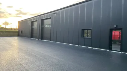 LOCAL D'ACTIVITE A LOUER - 500M² DIVISIBLES - SAINT-THURIAU - Offre immobilière - Arthur Loyd