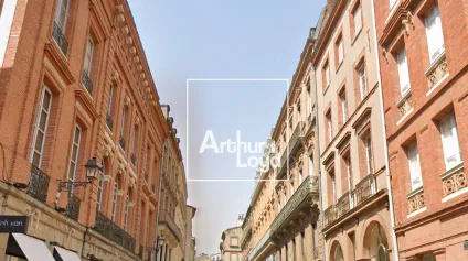 BUREAUX AVEC DU CACHET - À LOUER - TOULOUSE CENTRE-VILLE - Offre immobilière - Arthur Loyd