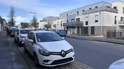 Local commercial à louer 93 m² à Sautron emplacement commercial - Offre immobilière - Arthur Loyd