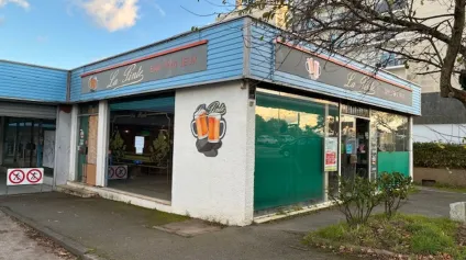 Local commercial à louer ou à vendre à Saint-Nazaire visibilité exceptionnelle - Offre immobilière - Arthur Loyd