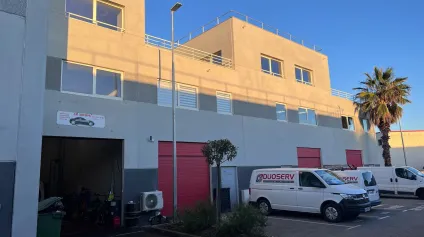 Bureaux avec terrasse et parkings à vendre - ZI - La Farlède - Offre immobilière - Arthur Loyd