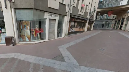 LOCAL COMMERCIAL à VENDRE de 112 m² - Offre immobilière - Arthur Loyd