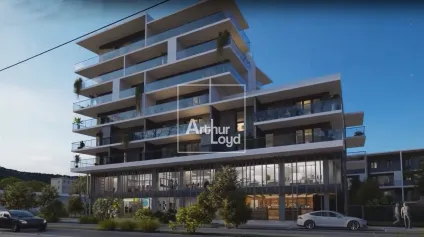 LOCAL COMMERCIAL A VENDRE PONT DE CLAIX MINOTIERS PIED TRAM 198 m² - Offre immobilière - Arthur Loyd